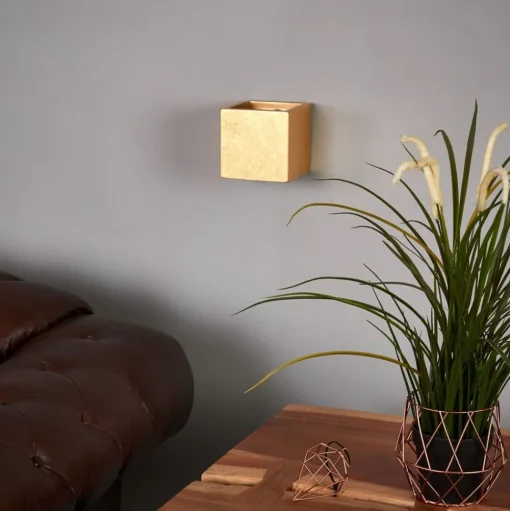 Lindby wandlamp Yade, 11 cm, goudkleurig, gips, G9