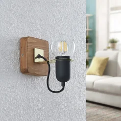 Lucande Becky wandspot van hout, 1-lamp, zwart