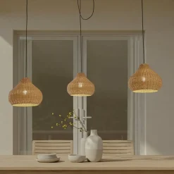 Lucande buiten hanglamp Taniola, 3-lamps, beige, rotan, IP44
