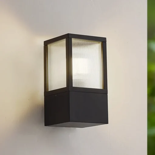 Lucande buitenwandlamp Klemens, zwart, metaal, IP54, Riffle