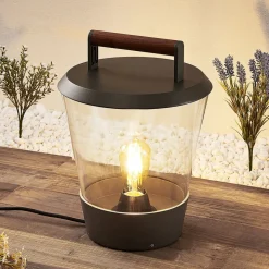 Lucande Larkyn tafellamp, buitendecoratie