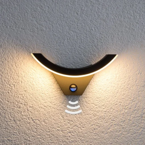 Lucande LED buiten wandlamp Half, sensor, antraciet, IP54