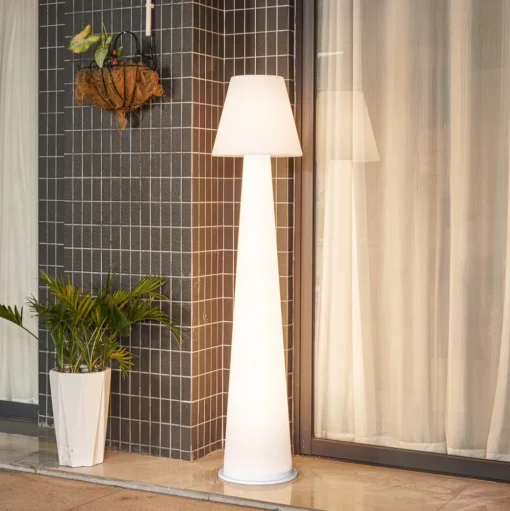 Lucande LED terraslamp Gauri, wit, 153 cm, IP44