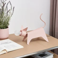 Lucande tafellamp Idalina, kat, roze, ijzer, 38 cm