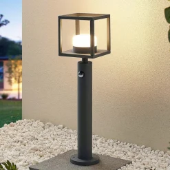 Lucande Timio tuinpadverlichting, 60cm, bewegingsmelder, GX53, IP44