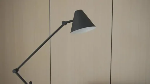 Lucande vloerlamp Phina, zwart/wit, verstelbaar, E27