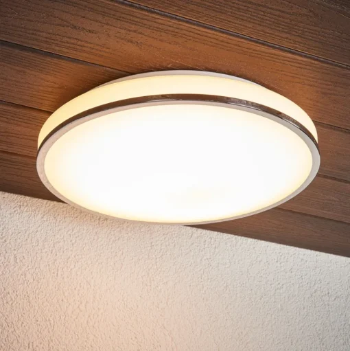 Lyss badkamerlamp met LED's en goede helderheid