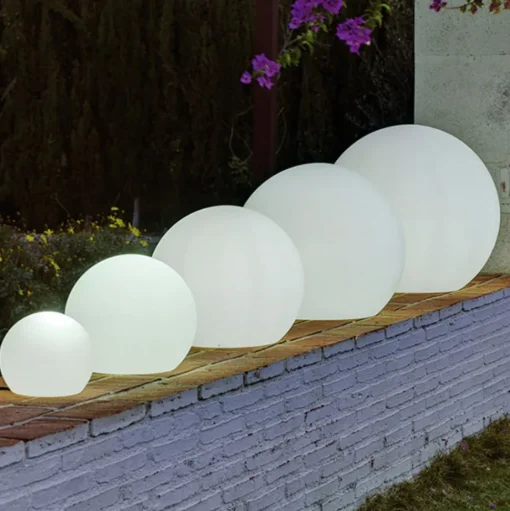 Newgarden Buly vloerlamp globe, Ø 30 cm