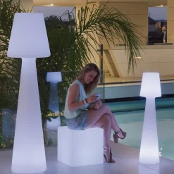 Newgarden Lola LED vloerlamp, kabel, hoogte 200 cm