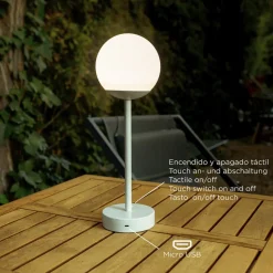 Newgarden Norai Slim LED tafellamp, messing