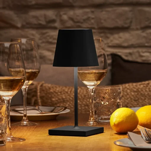 Nuindie mini LED oplaadbare tafellamp, USB-C, zwart, IP54, dimbaar.