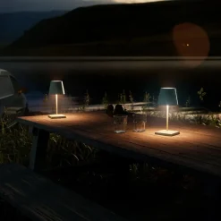 Nuindie mini LED oplaadbare tafellamp, USB-C, saliegroen, dimbaar