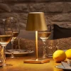 Nuindie mini LED oplaadbare tafellamp, USB-C, goud, IP54, dimbaar
