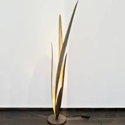 Palustre - een sierlijke staande lamp
