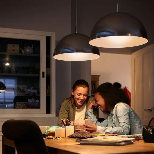 Philips LED druppellamp E27 2,2W, warmwit, opaal