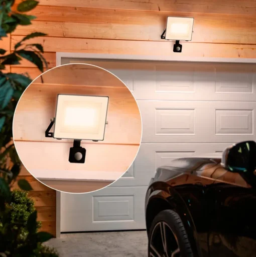 Philips LED-buitenspot Lois UE Sensor, 14 W, 3.000 K IP65