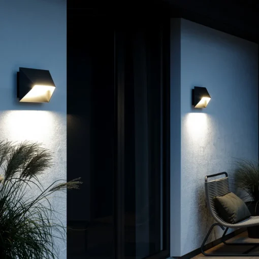 Pontio 27 buitenwandlamp, breedte 27 cm, zwart
