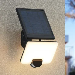 Prios Yahir LED wandspot op zonne-energie sensor