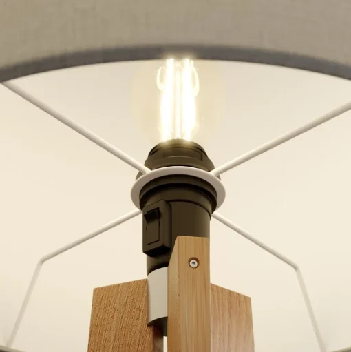 Quitani vloerlamp Nida, houten frame, witte kap