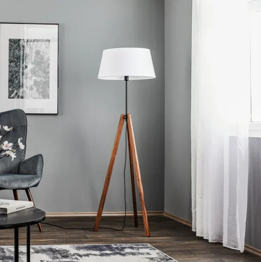 Quitani vloerlamp Reba, driepoot, chintz wit