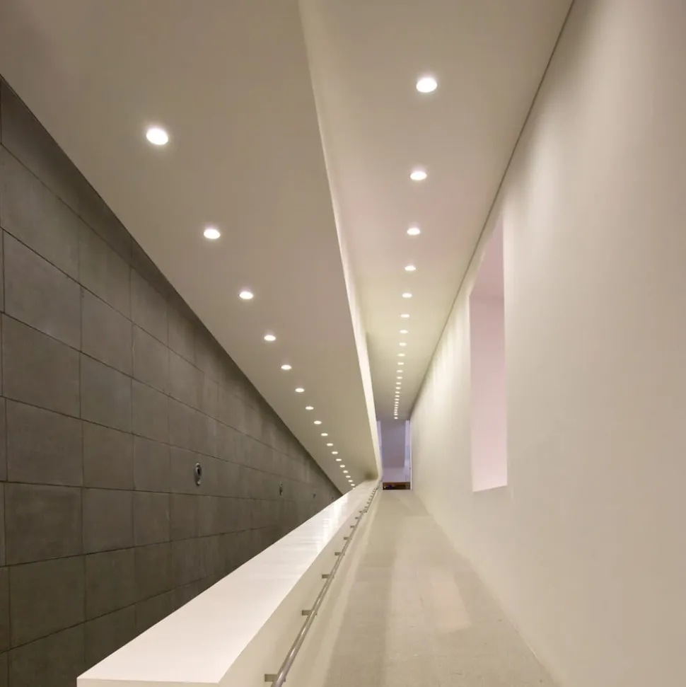 Radium LED Essence NV-RetroFit, GU5.3 MR16, 3.8W 927 dimbaar