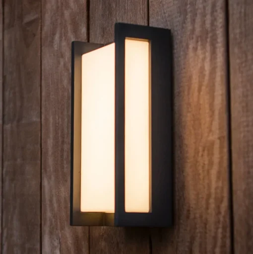 Rechte LED buitenwandlamp Qubo