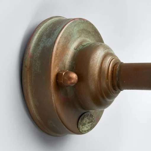 Sierlijke buitenwandlamp Antique, helder glas