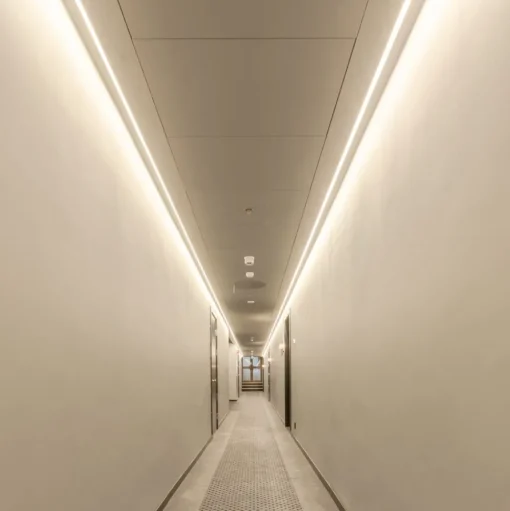 SLC LED Strip Ultra Long iCC IP67 30m 240W 2.700K