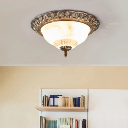 Stijlvolle plafondlamp TERESA met sierrand