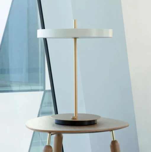 UMAGE LED tafellamp Asteria Table, USB, parelwit/messing