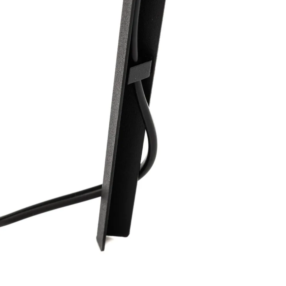 Vloerlamp Tago, driepoot, kap zwart/zilver