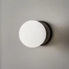 Wandlamp Kiba, zwart/goud, kap glazen bol