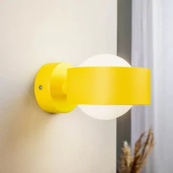 Wandlamp Mado van staal, geel, 1-lamp