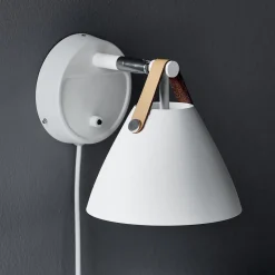 Wandlamp Strap met leren riem, wit