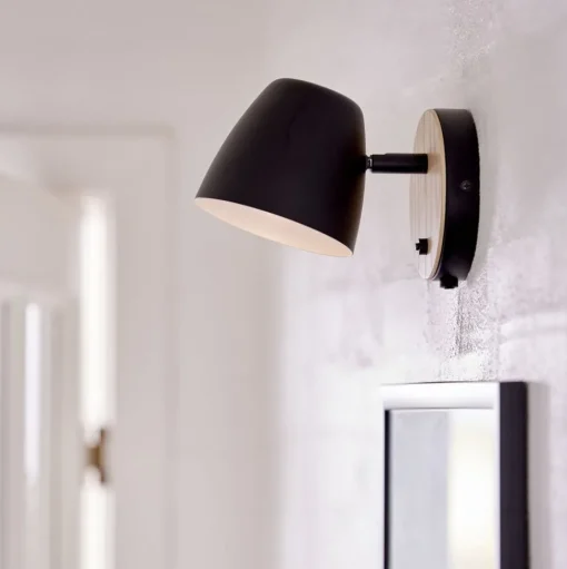 Wandlamp Theo, van essenhout
