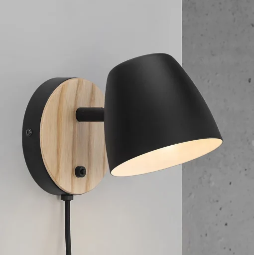 Wandlamp Theo, van essenhout